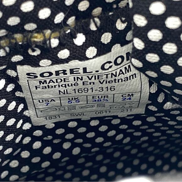 Sorel Tivoli Waterproof Rain and Snow Boots Green Size 7 polka dot lace up - Picture 8 of 8